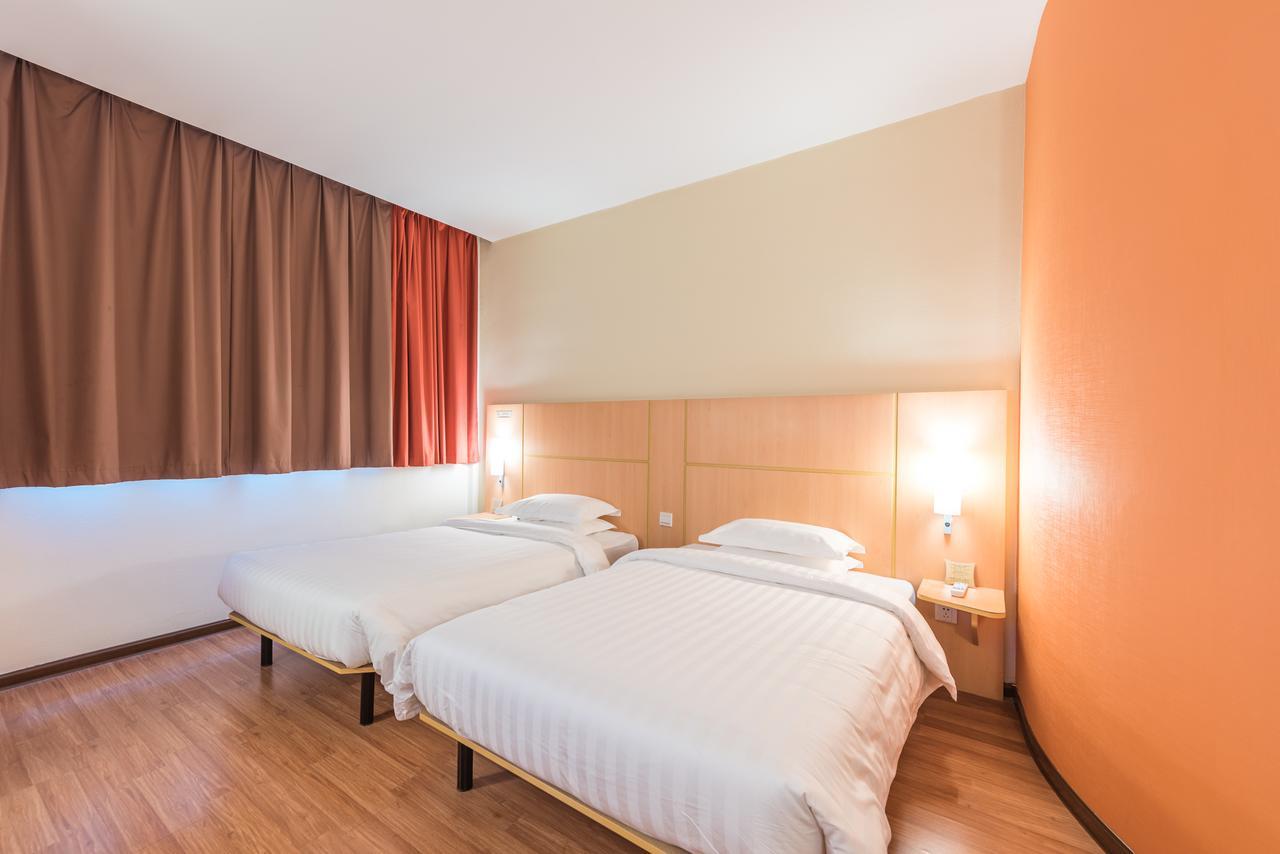 Ibis Shanghai Xujiahui Εξωτερικό φωτογραφία